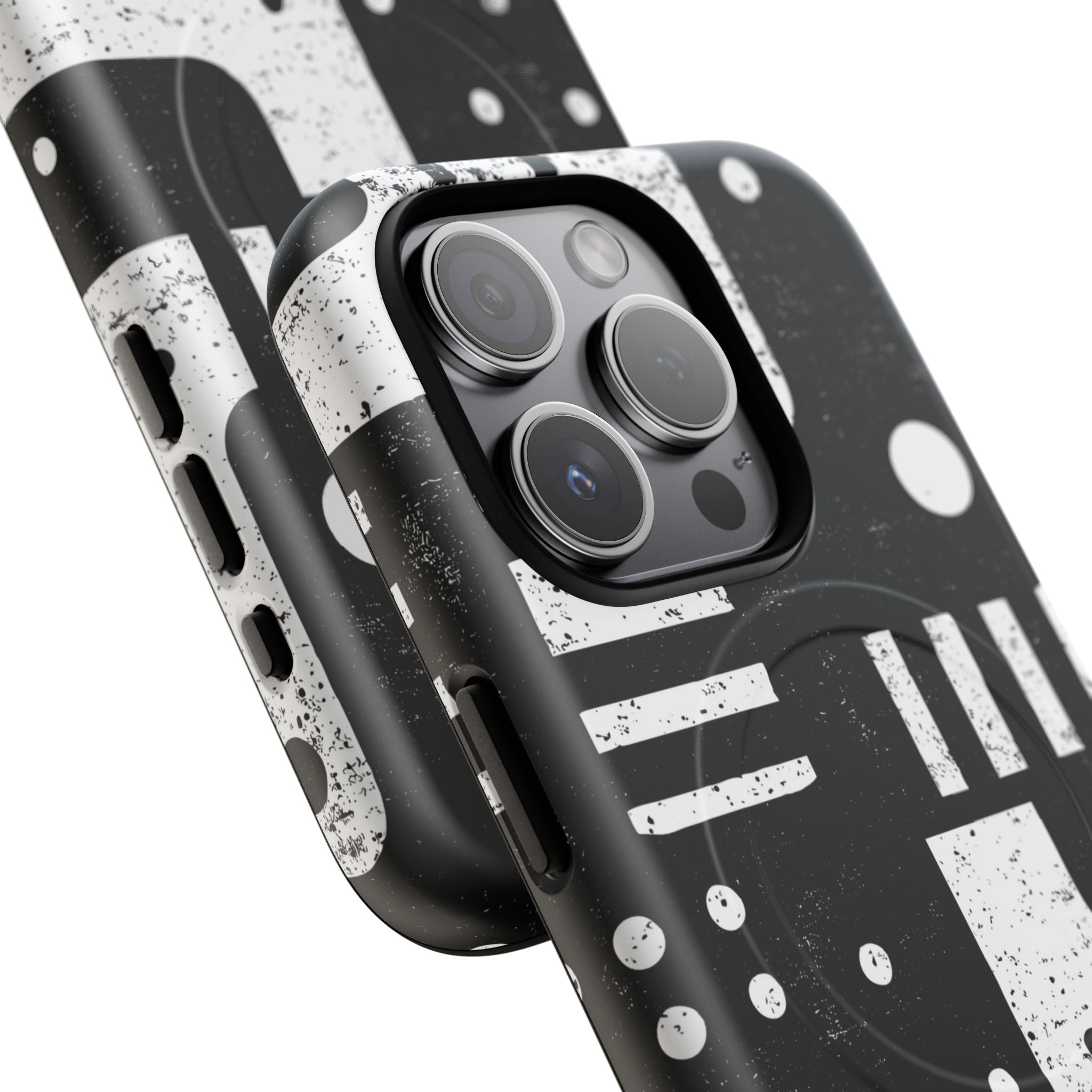 Charcoal (Armored + MagSafe®)